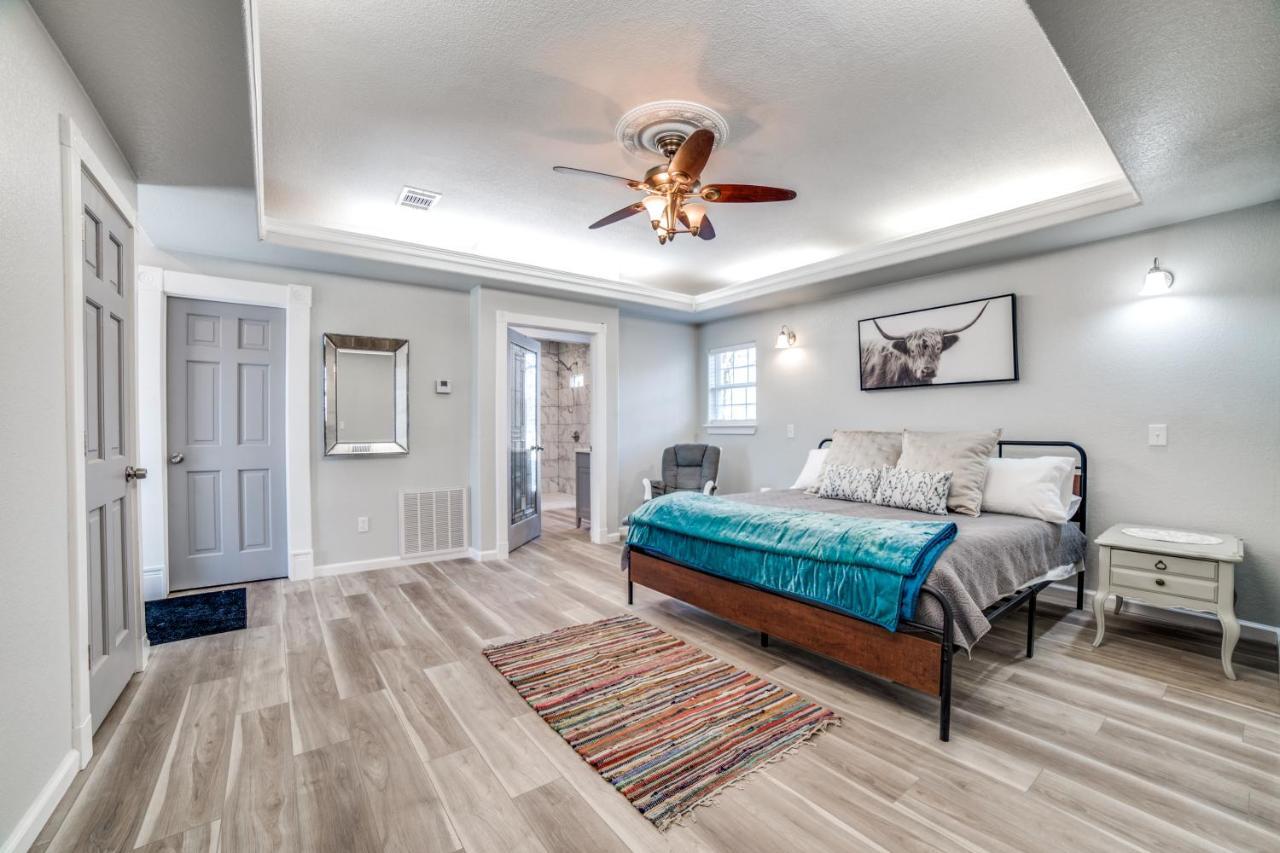 5 Bdrm Home On 2 Acres Mins To Wineries Private Heated Pool And Hot Tub Johnson City Exteriér fotografie